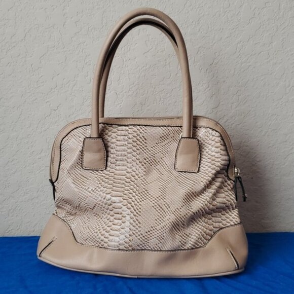 London Fog Lock Key Lizard Faux Leather Satchel Cream color - Picture 5 of 14